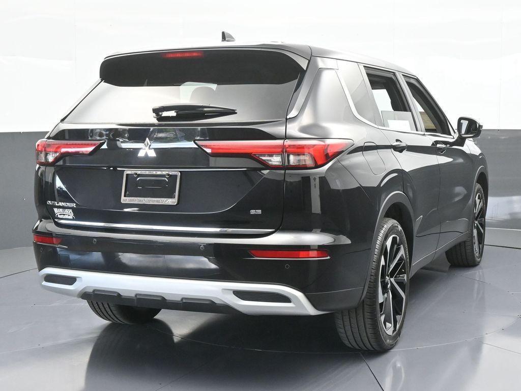 used 2022 Mitsubishi Outlander car, priced at $18,900