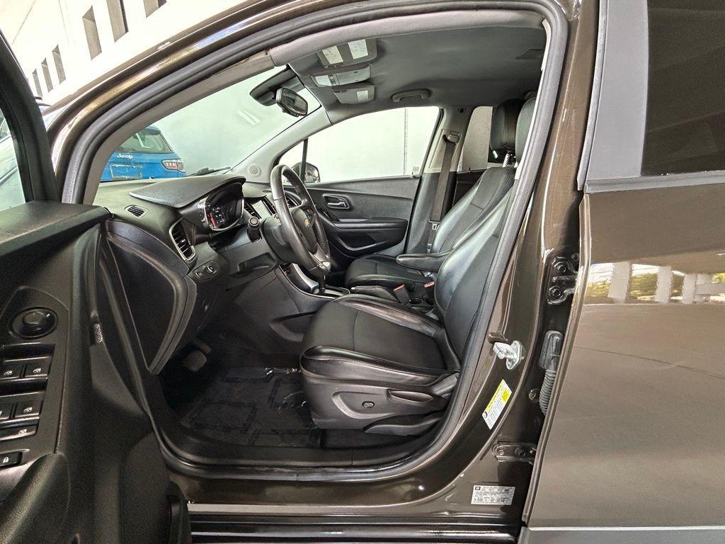 used 2020 Chevrolet Trax car, priced at $11,762