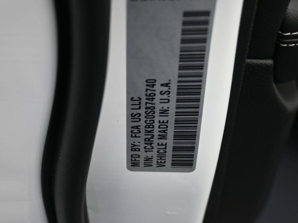 new 2025 Jeep Grand Cherokee L car