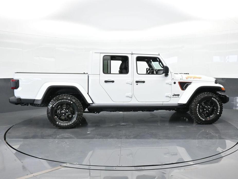 new 2024 Jeep Gladiator car, priced at $52,135