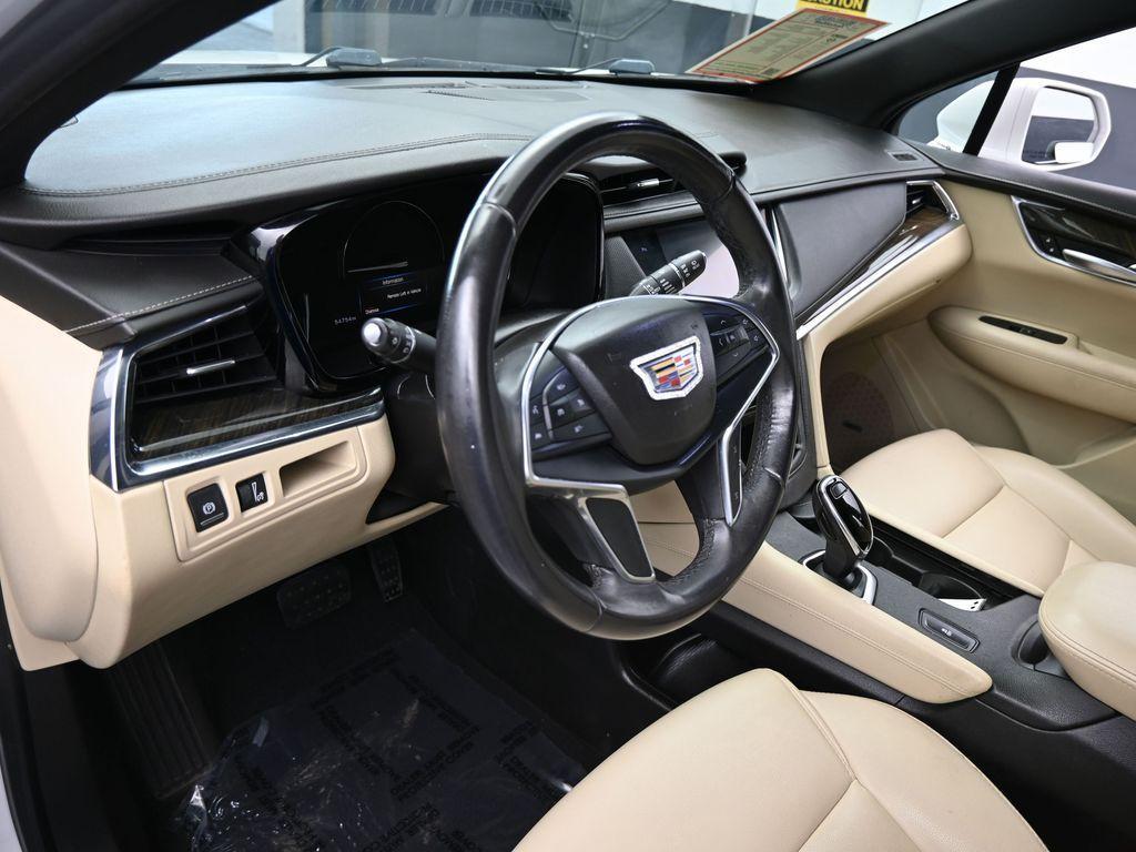 used 2018 Cadillac XT5 car, priced at $15,241
