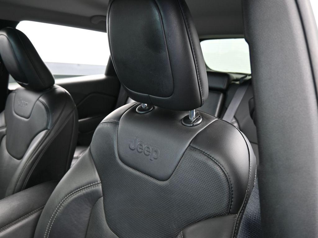 used 2021 Jeep Cherokee car, priced at $17,483