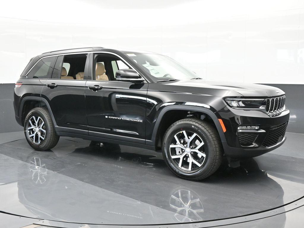 new 2024 Jeep Grand Cherokee car, priced at $44,081