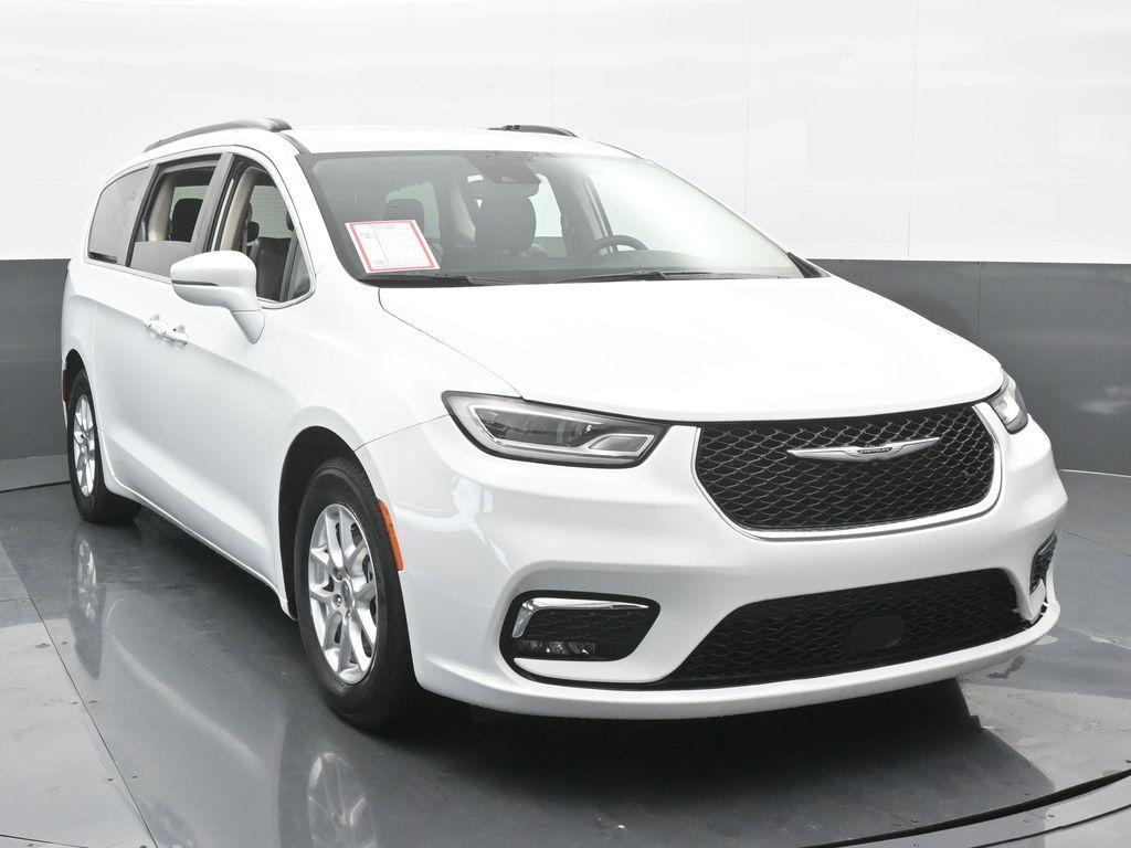 used 2022 Chrysler Pacifica car, priced at $17,917