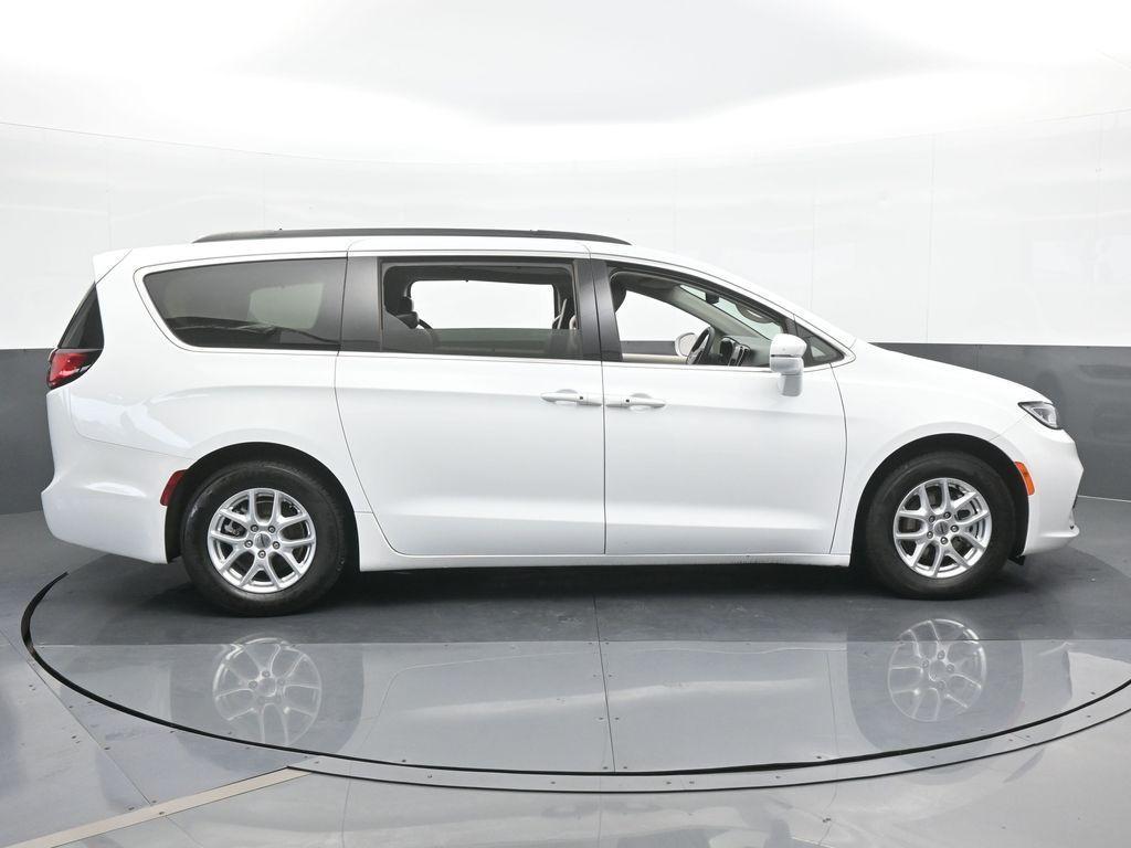 used 2022 Chrysler Pacifica car, priced at $17,917