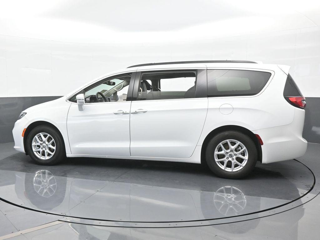 used 2022 Chrysler Pacifica car, priced at $17,917