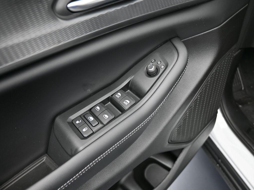 new 2025 Jeep Grand Cherokee L car