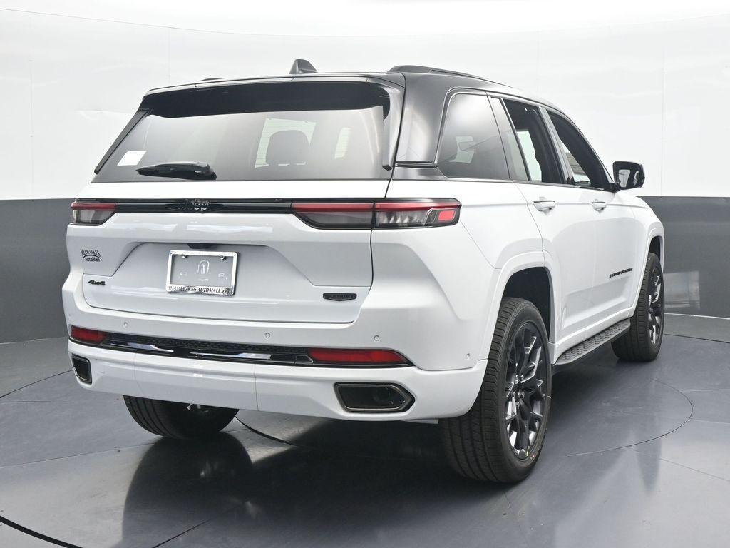 new 2025 Jeep Grand Cherokee car