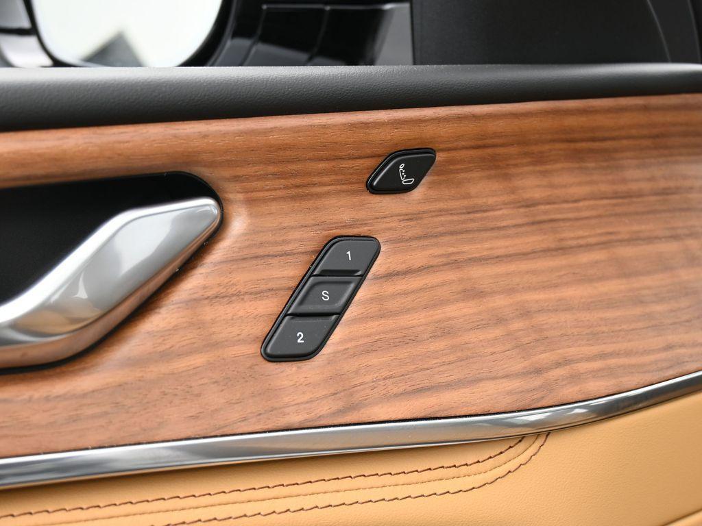 new 2025 Jeep Grand Cherokee car