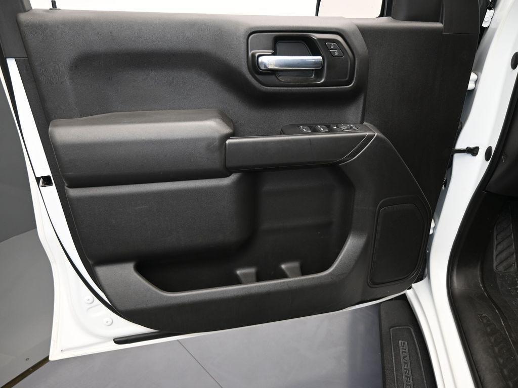 used 2021 Chevrolet Silverado 1500 car, priced at $22,521