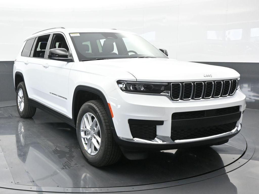 new 2024 Jeep Grand Cherokee L car, priced at $34,123