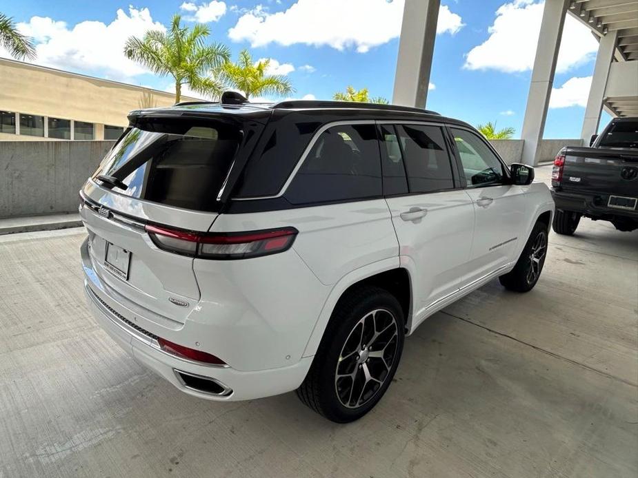 new 2024 Jeep Grand Cherokee car, priced at $54,595