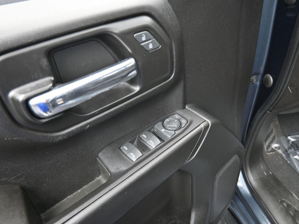used 2022 Chevrolet Silverado 1500 Limited car, priced at $25,300