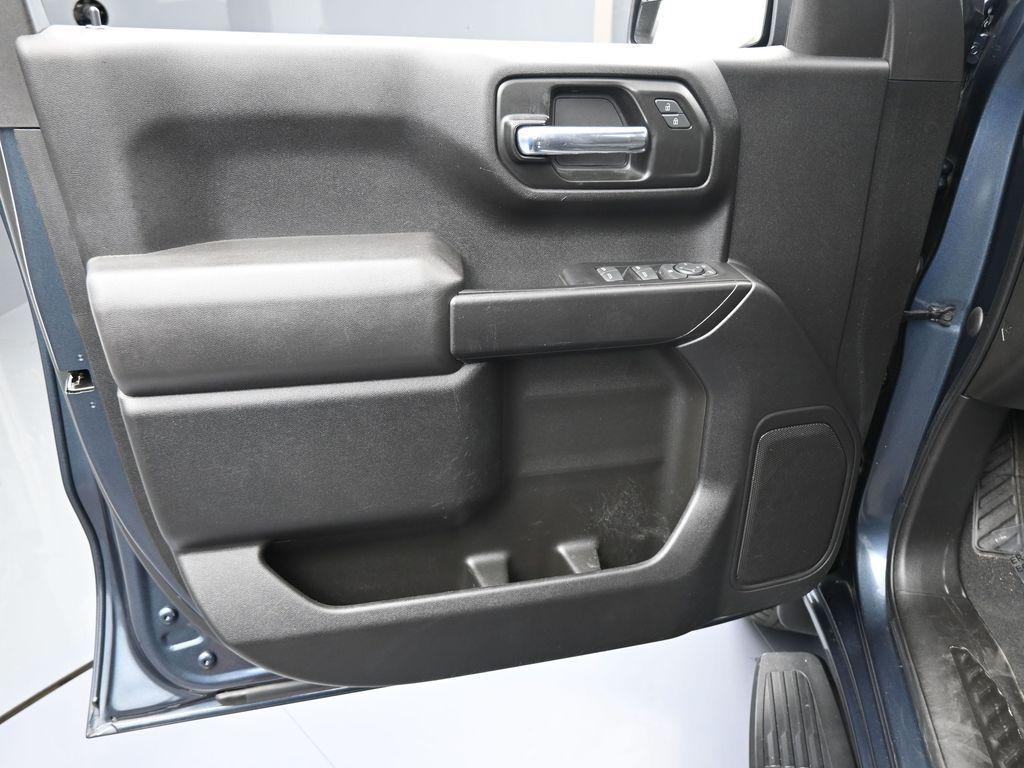 used 2022 Chevrolet Silverado 1500 Limited car, priced at $25,300