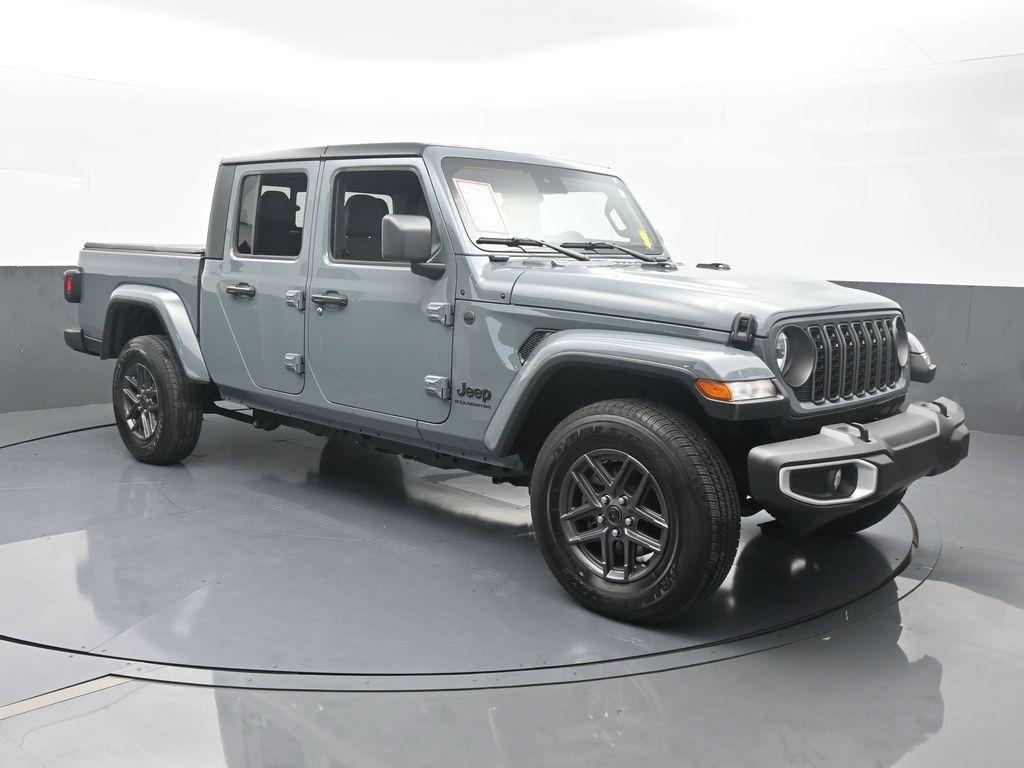 used 2024 Jeep Gladiator car, priced at $34,750