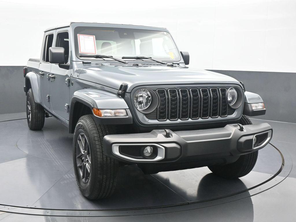 used 2024 Jeep Gladiator car, priced at $34,750
