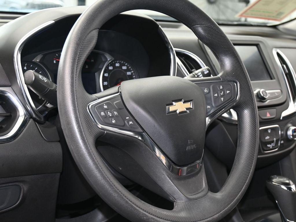 used 2021 Chevrolet Equinox car, priced at $14,495