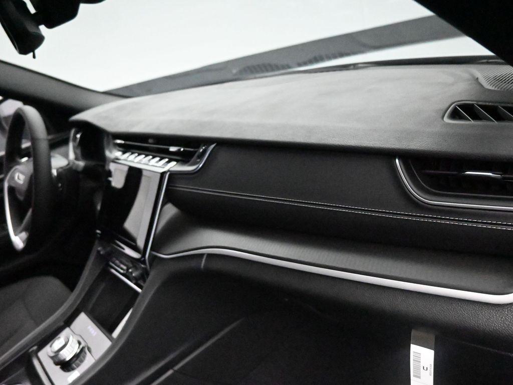 new 2024 Jeep Grand Cherokee L car, priced at $43,325