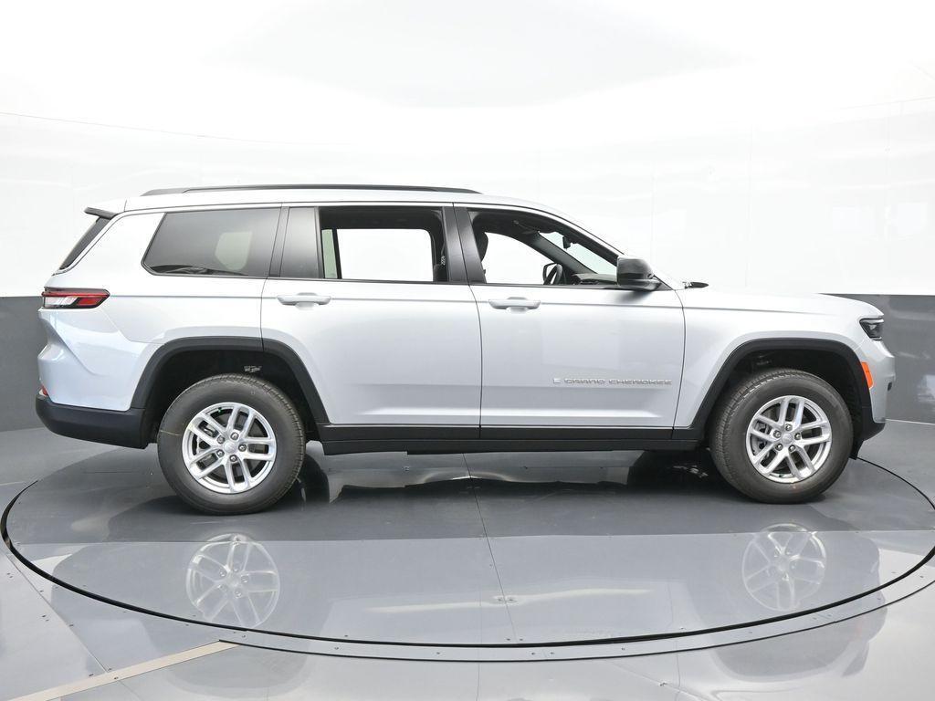 new 2024 Jeep Grand Cherokee L car, priced at $43,325