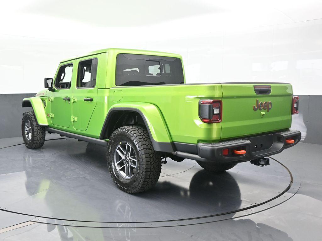 new 2025 Jeep Gladiator car