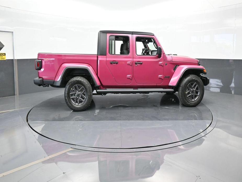 new 2024 Jeep Gladiator car, priced at $43,140