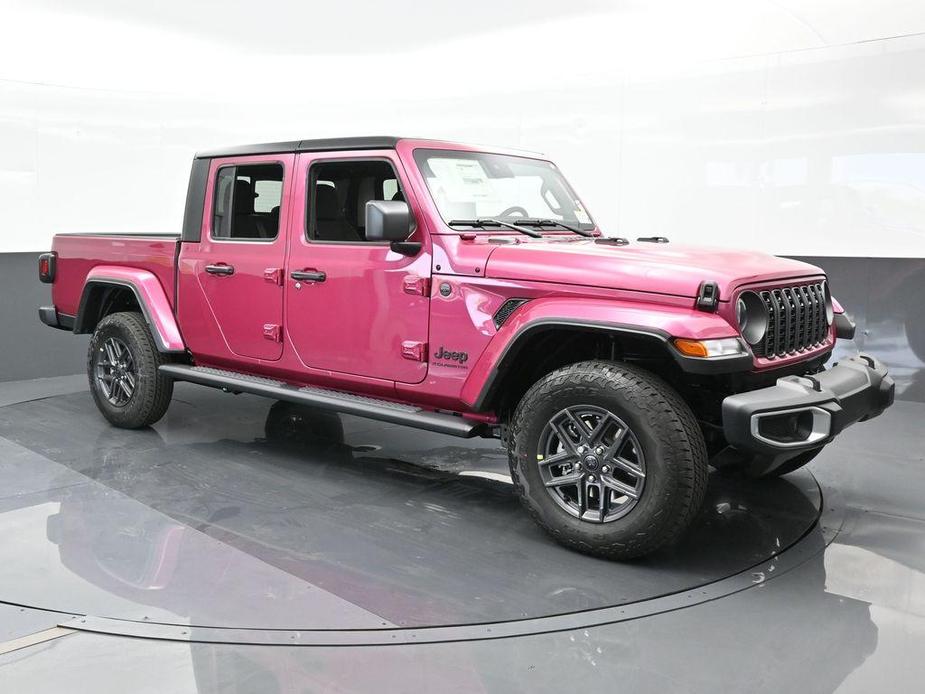 new 2024 Jeep Gladiator car, priced at $43,140