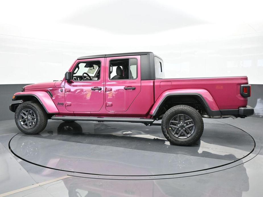 new 2024 Jeep Gladiator car, priced at $43,140