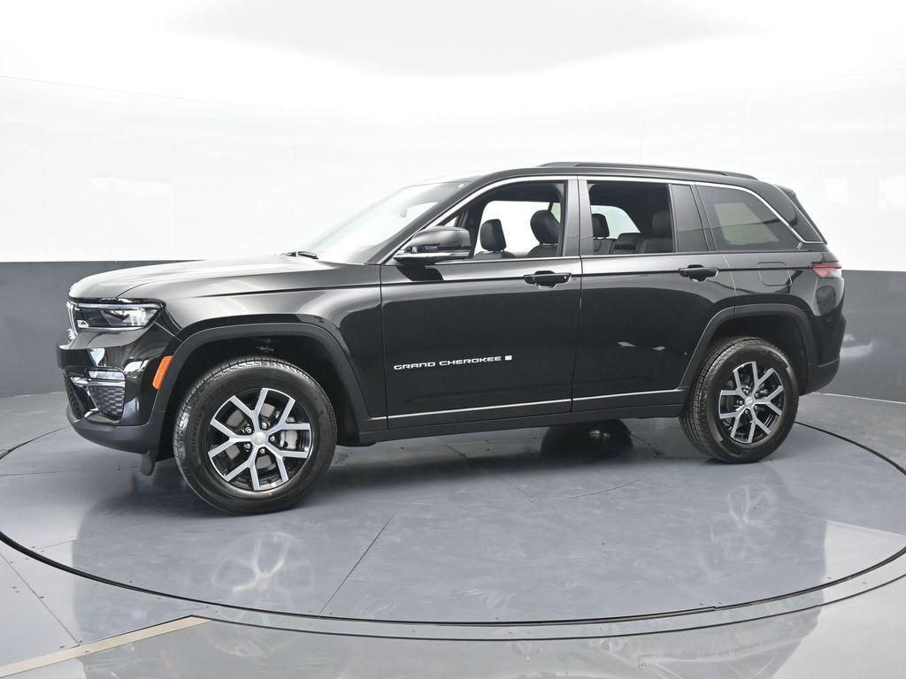 new 2025 Jeep Grand Cherokee car