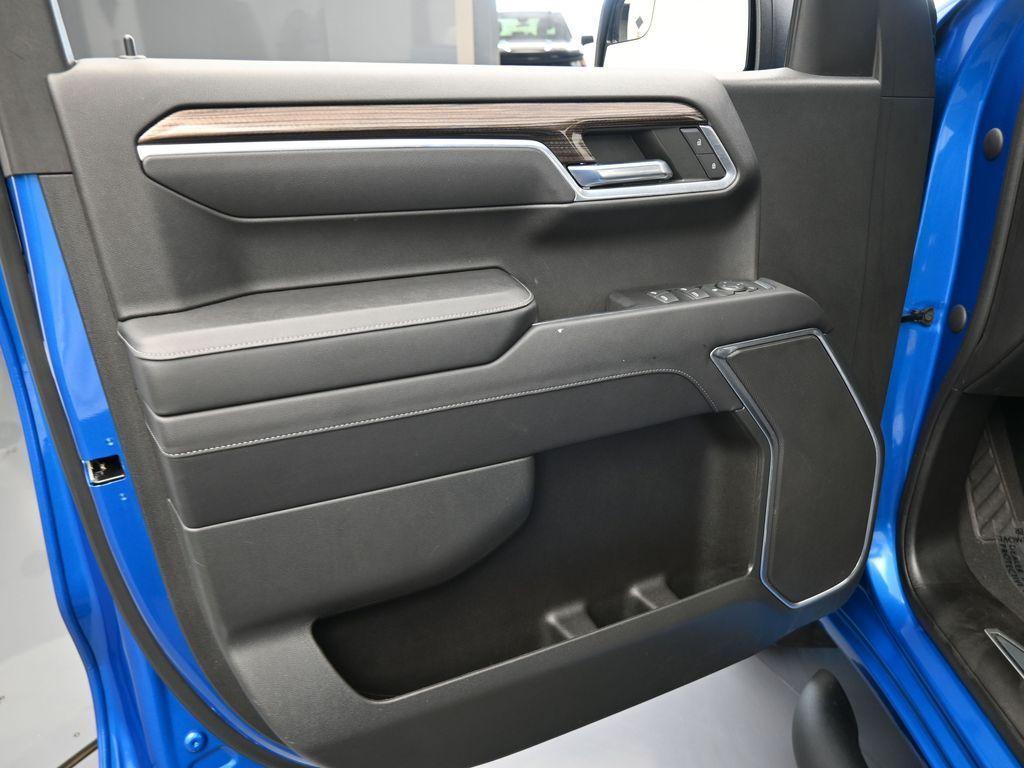 used 2023 Chevrolet Silverado 1500 car, priced at $38,650