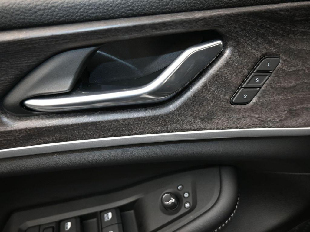 used 2025 Jeep Grand Cherokee L car, priced at $48,500