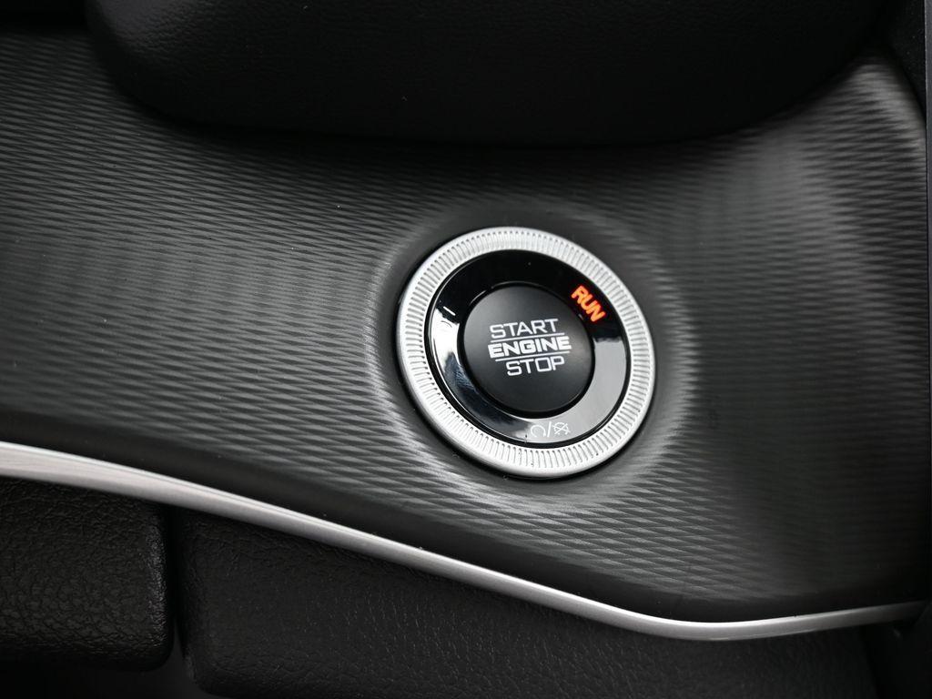 new 2025 Jeep Grand Cherokee L car