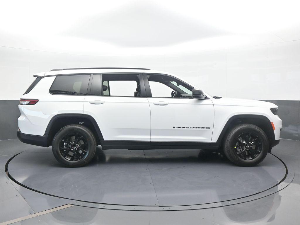 new 2025 Jeep Grand Cherokee L car