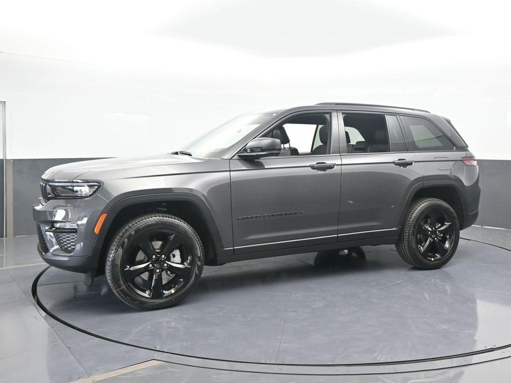 new 2025 Jeep Grand Cherokee car