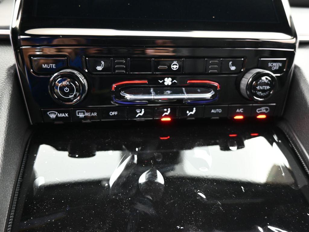 new 2025 Jeep Grand Cherokee car