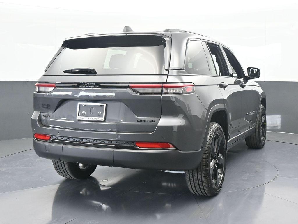 new 2025 Jeep Grand Cherokee car