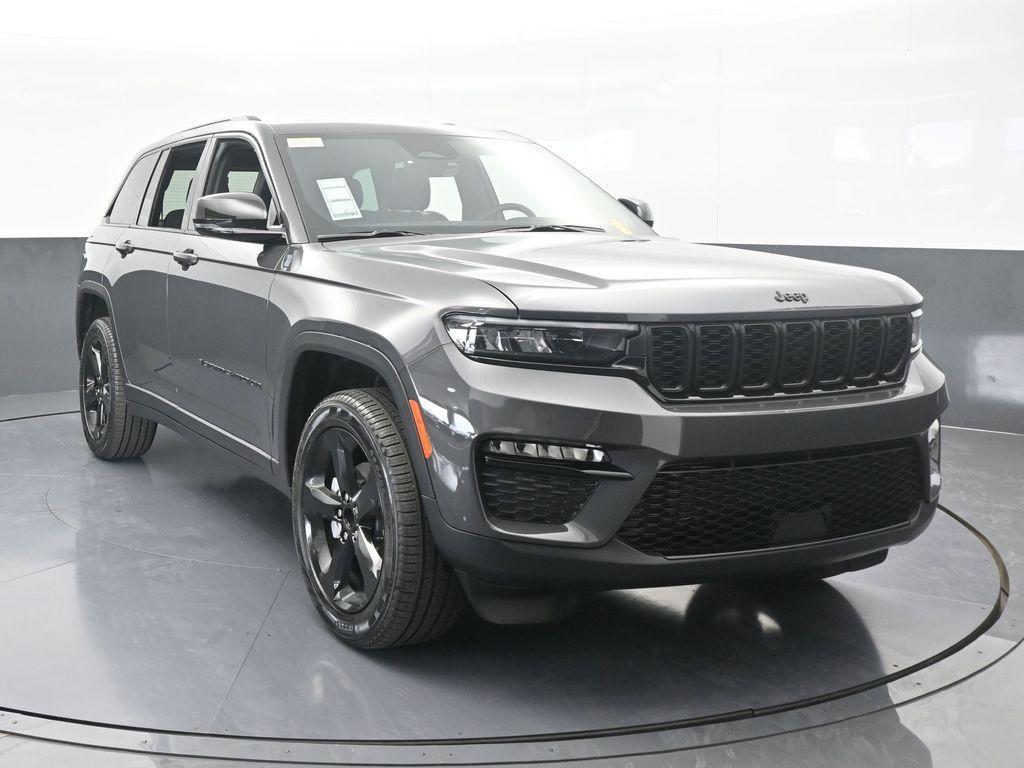 new 2025 Jeep Grand Cherokee car