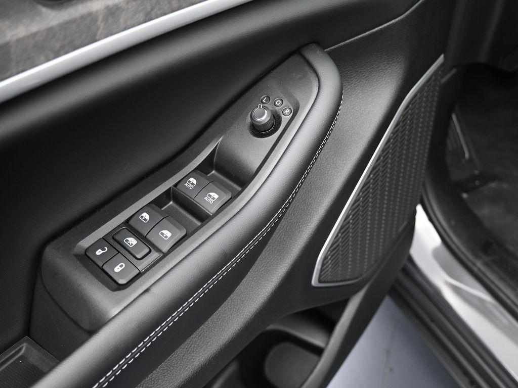 new 2025 Jeep Grand Cherokee car