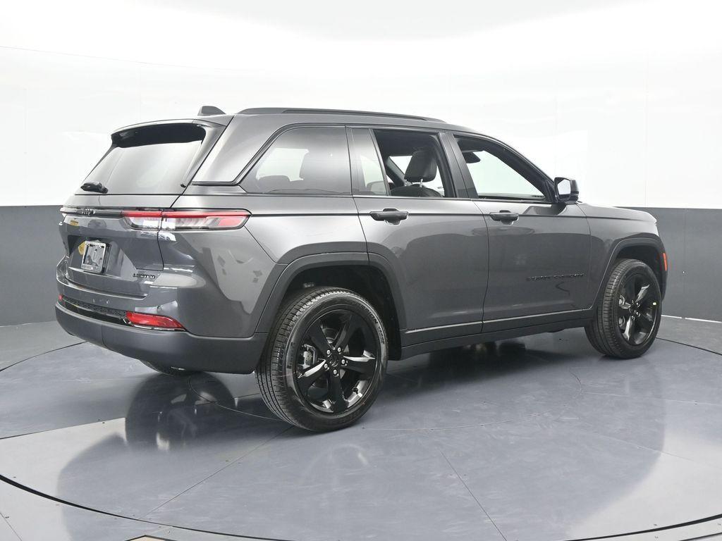 new 2025 Jeep Grand Cherokee car