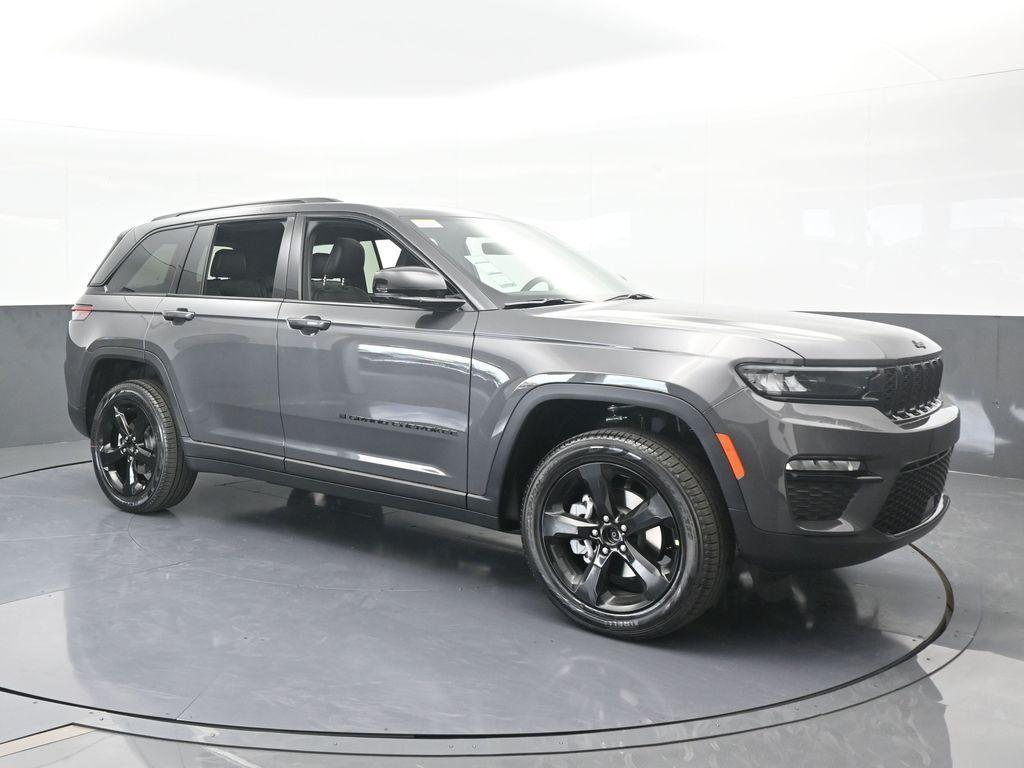 new 2025 Jeep Grand Cherokee car
