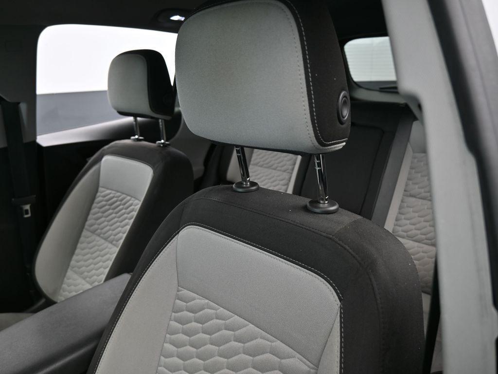 used 2021 Chevrolet Equinox car, priced at $11,891