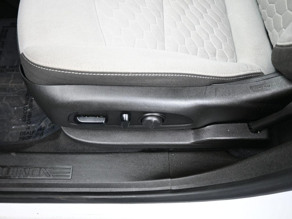 used 2021 Chevrolet Equinox car, priced at $11,891