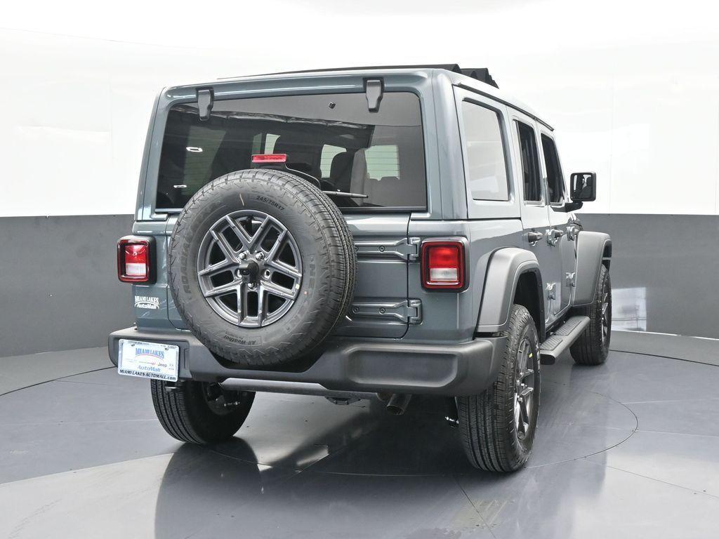 new 2025 Jeep Wrangler car