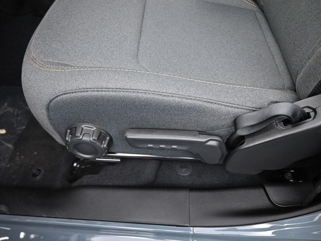 new 2025 Jeep Wrangler car
