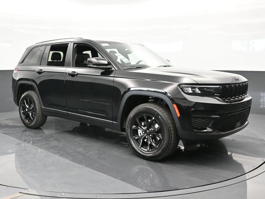 new 2024 Jeep Grand Cherokee car, priced at $35,103