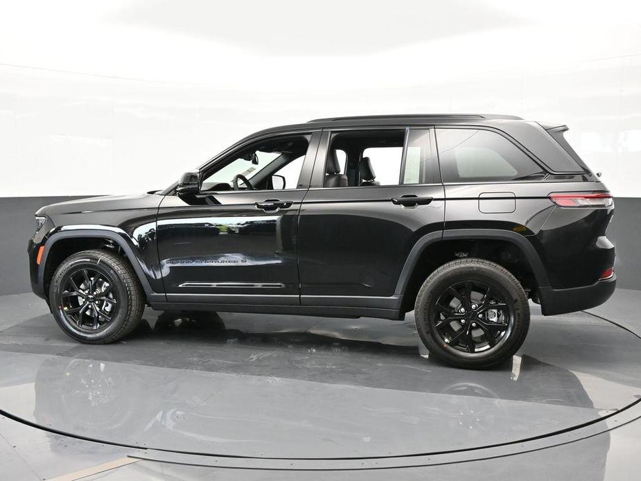 new 2024 Jeep Grand Cherokee car, priced at $35,103