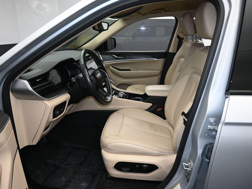 used 2021 Jeep Grand Cherokee L car, priced at $23,118