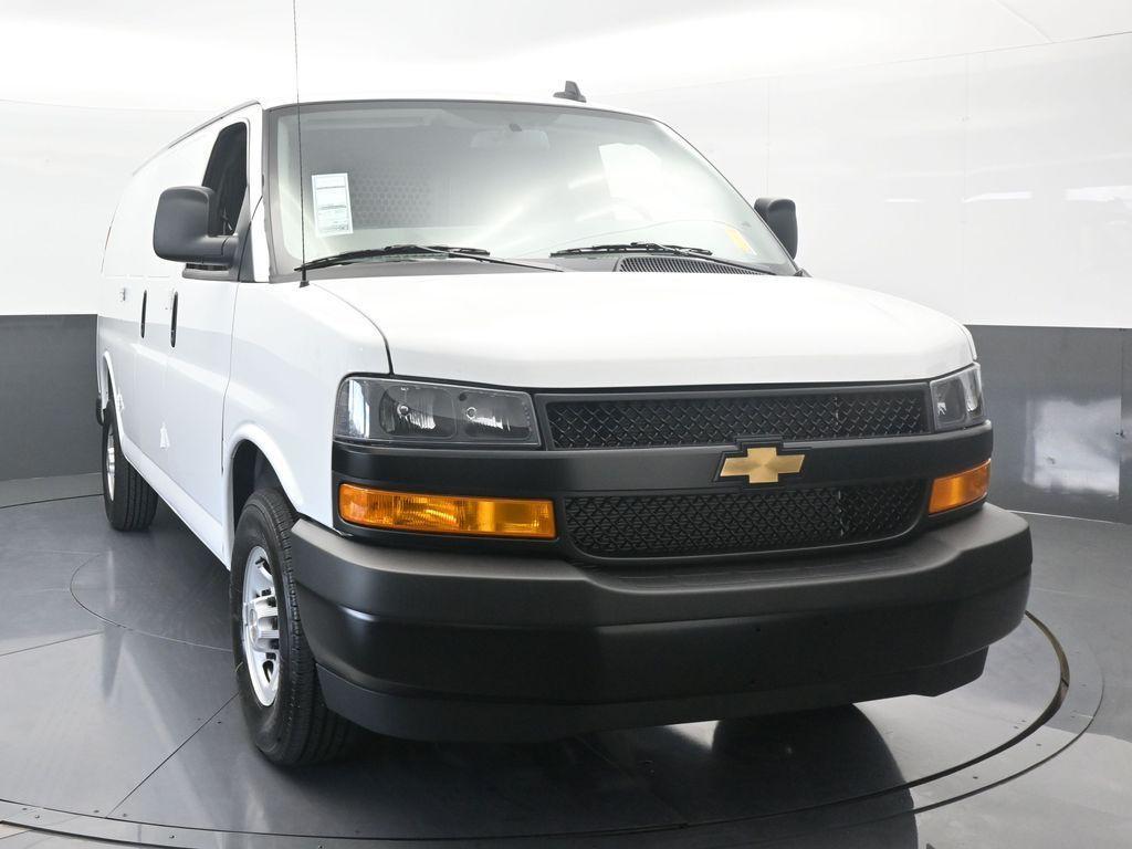 new 2025 Chevrolet Express 2500 car, priced at $36,450
