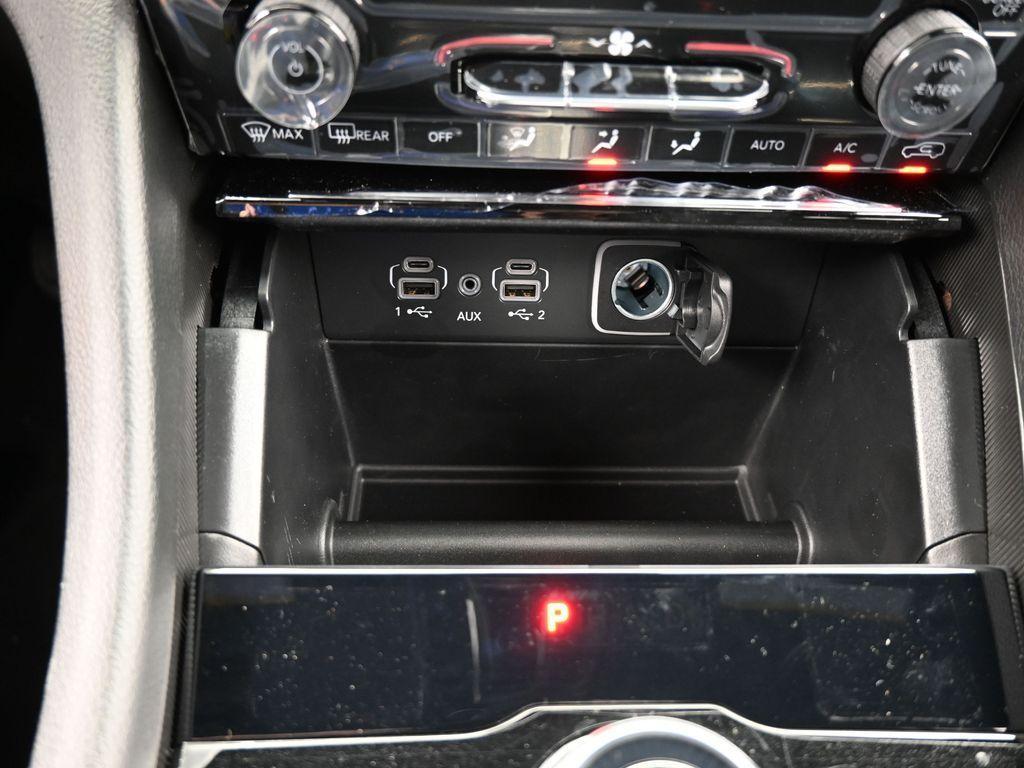 new 2025 Jeep Grand Cherokee L car
