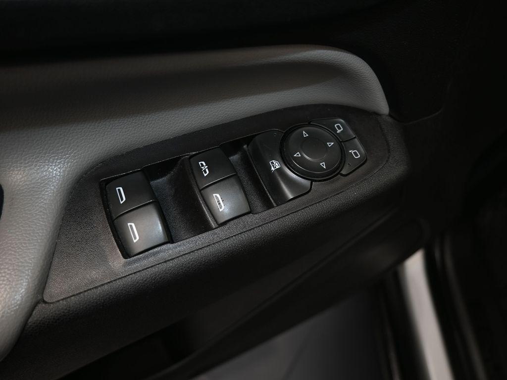 used 2021 Chevrolet Equinox car, priced at $11,395