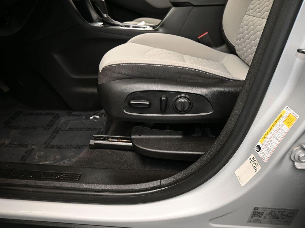 used 2021 Chevrolet Equinox car, priced at $11,395
